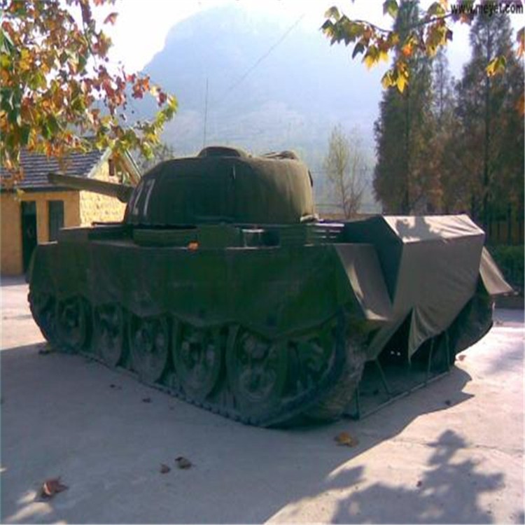 平果大型充气坦克